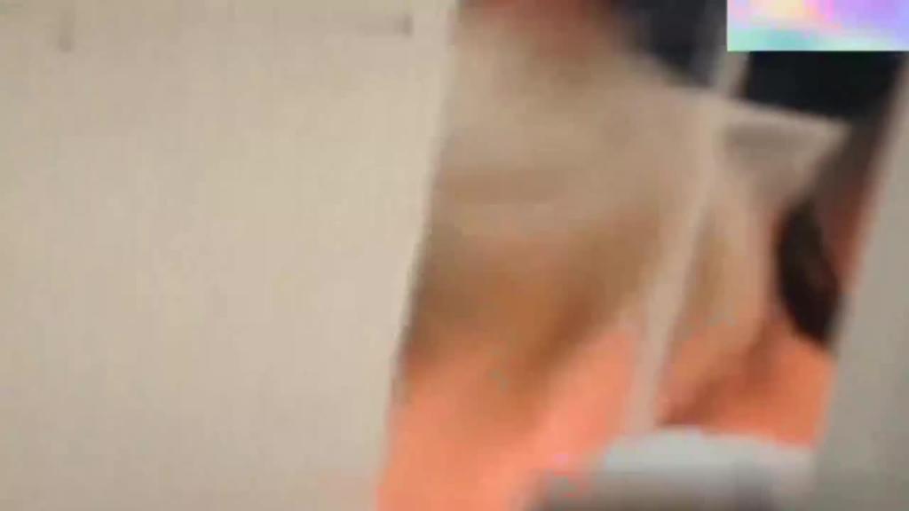 【重口医院偷拍】无良医生偷拍合集 大学生被麻醉后男医生趁机摸逼 炸裂来袭 预览截图 9