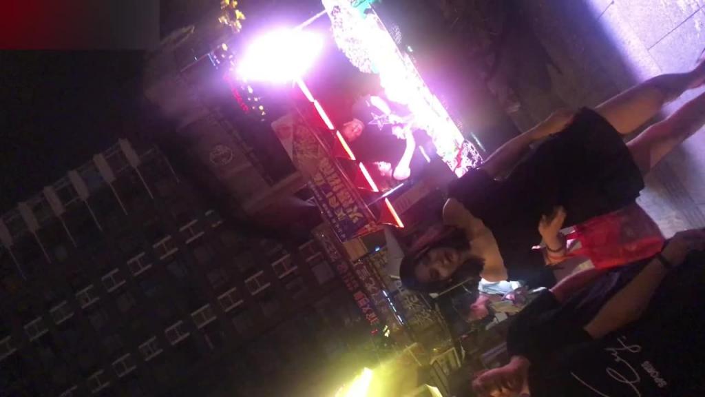 （福利）大神男扮女装女厕偷拍50位美女公司白领网红大学生护士等 预览截图 4