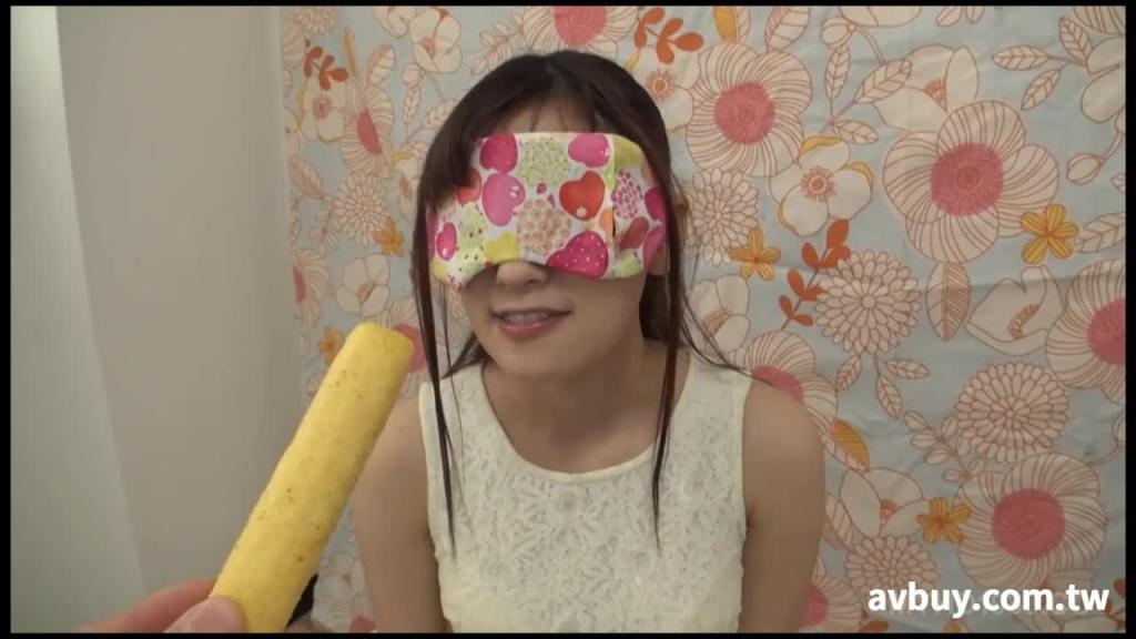素人妹矇眼挑战靠嘴猜物！ 优娜 300MAAN-050 预览截图 2