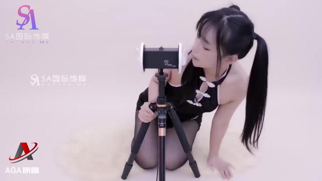 【ASMR】晓美黑丝旗袍-深度舔耳含住你的耳朵 预览截图 7