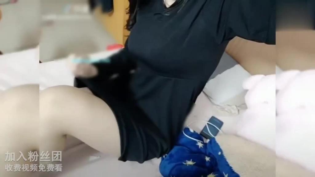 【重磅·抖音泄密】巨乳网红“胖米米,私拍白虎嫩逼被操 预览截图 4