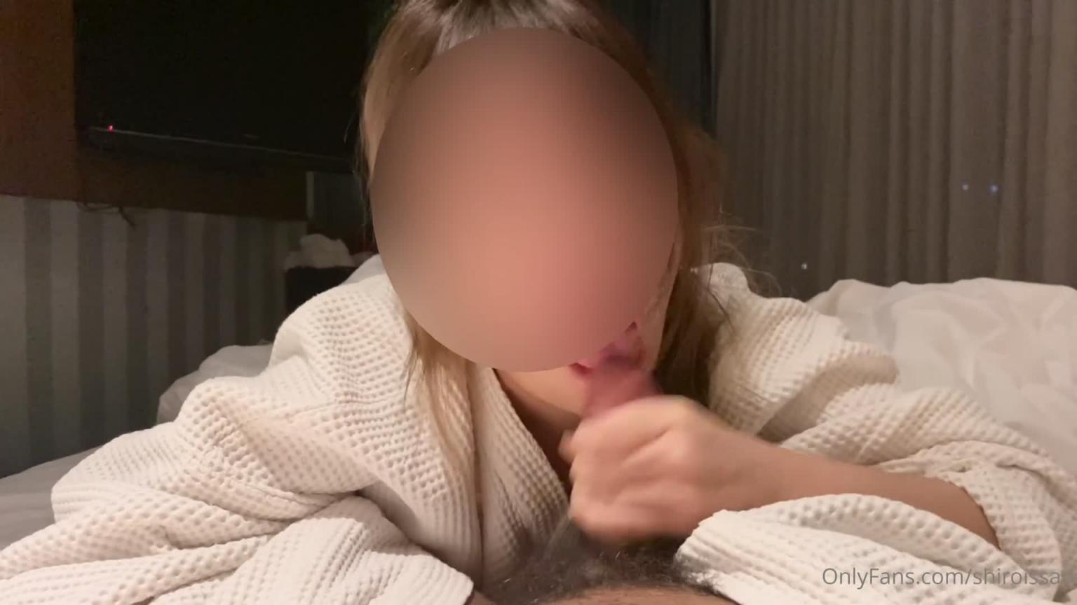 被窝里吃鸡的小可爱 预览截图 4