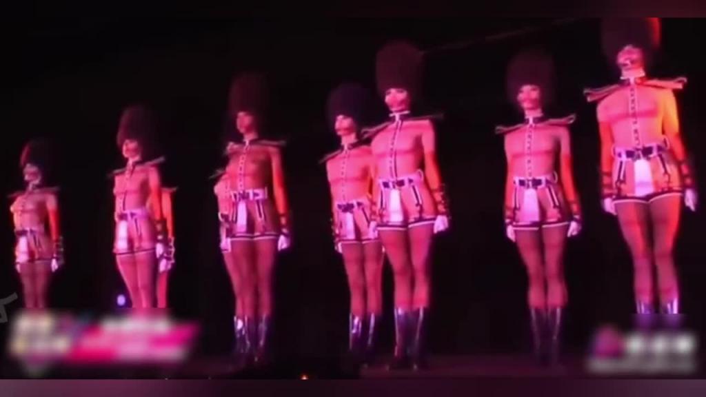 【必看勐料】Lisa疯马秀,韩国顶流去法国跳脱衣舞!女星这回真成有钱人的玩物了! 预览截图 9