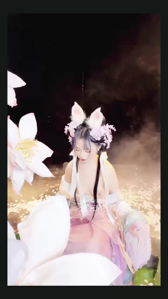 [爆机少女喵小吉]绮怀 预览截图 11