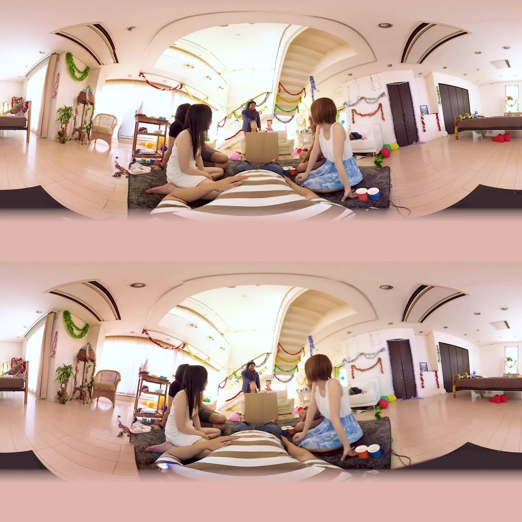 【2】VR 攻略我老婆！找来搞笑艺人乱交内射拍成片！ 佳苗瑠华 叶月七瀬 第二集 h_1248kolvr00001 预览截图 4
