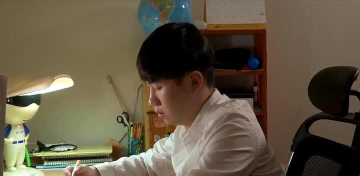 [韩国三级]善良妈妈：贪图父亲的女人A Good Mather 2019 预览截图 4