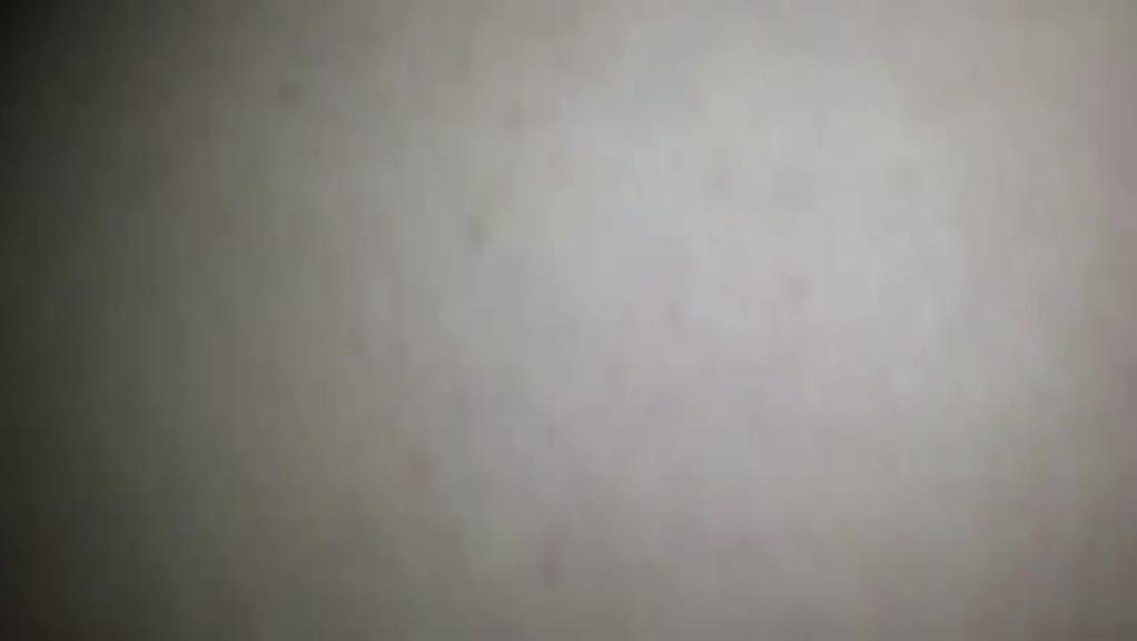 亲兄妹乱伦从小调教哄骗妹妹帮自己口交熟睡插入馒头小穴 预览截图 10