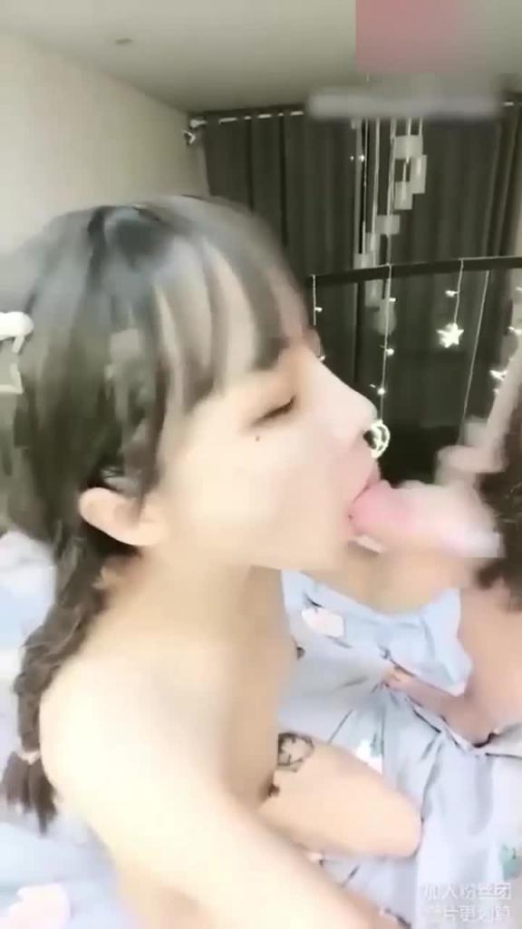 高颜值女主播吃精液上瘾可怜炮友被榨的一滴不剩 预览截图 2