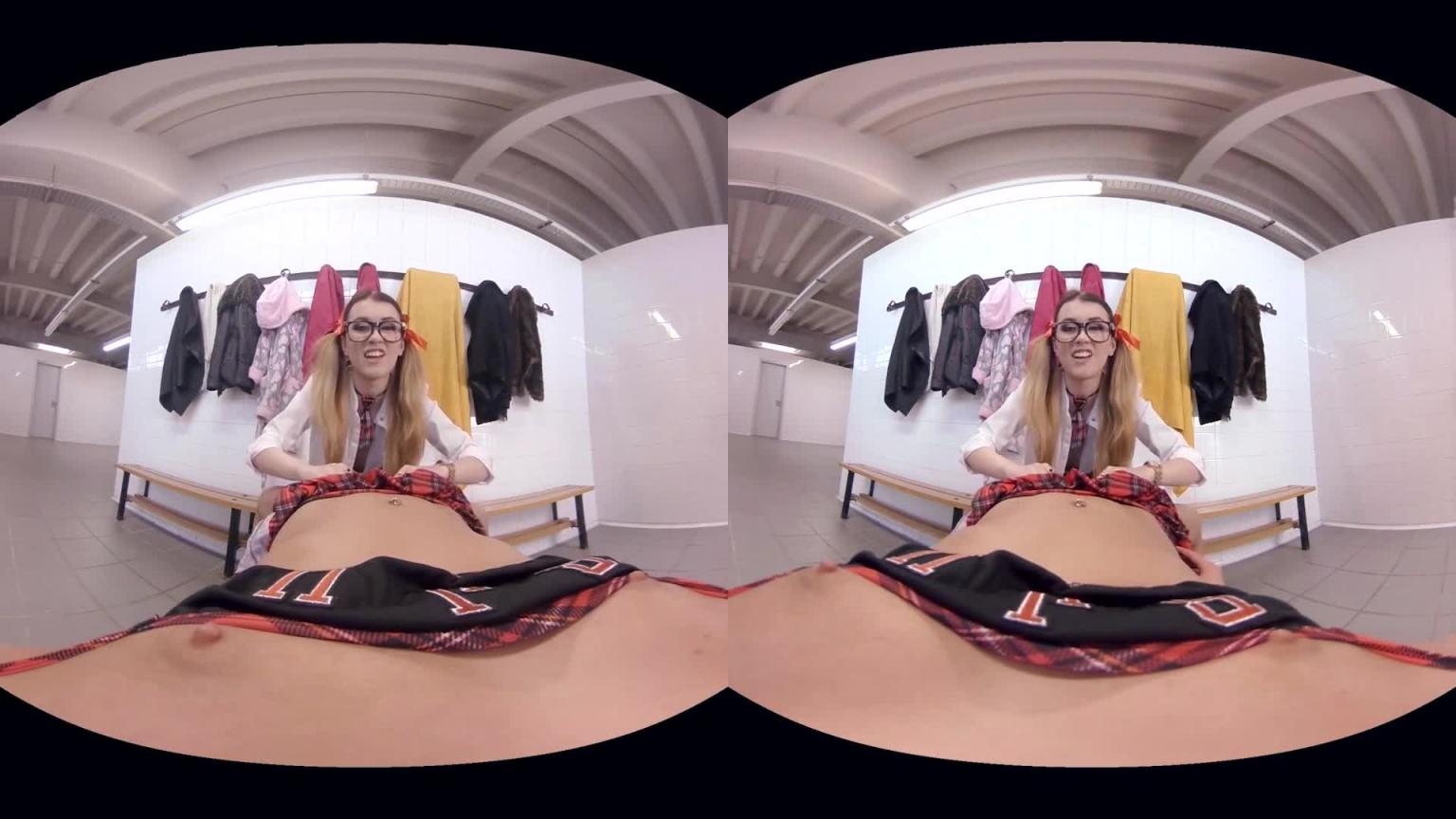 更衣间情缘 VR-00009 预览截图 6