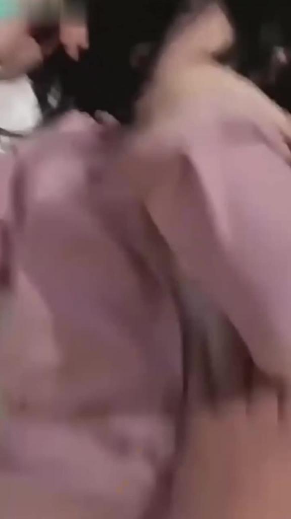 【兄妹乱伦】父母不在家，颜射清纯白奥美，最新泄密湖南高中兄妹乱伦！ 预览截图 7