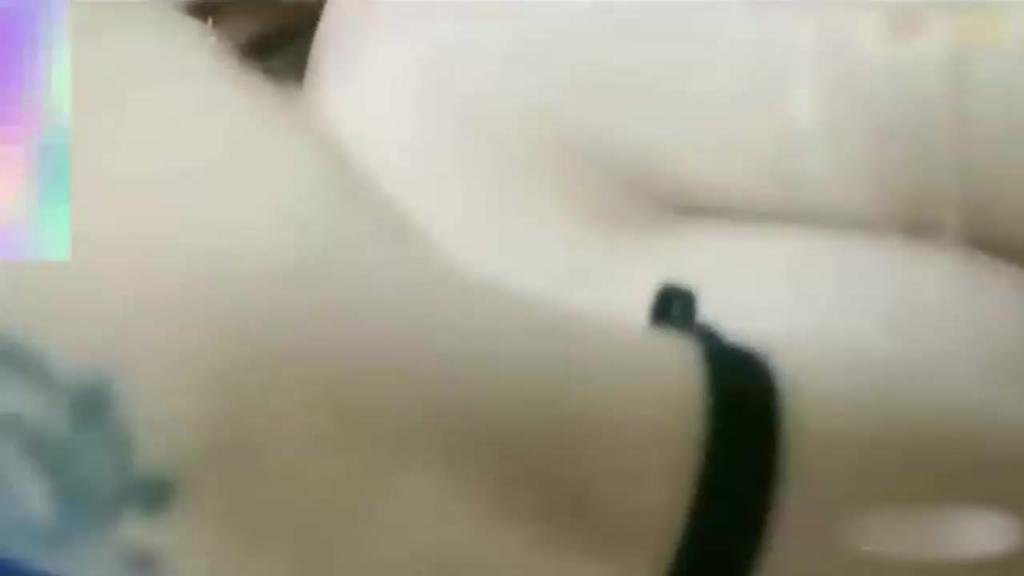 【姐弟乱伦】表弟操表姐让10066小姐姐听着叫床,安徽真实姐弟乱伦,淫荡表姐勾引弟 预览截图 12