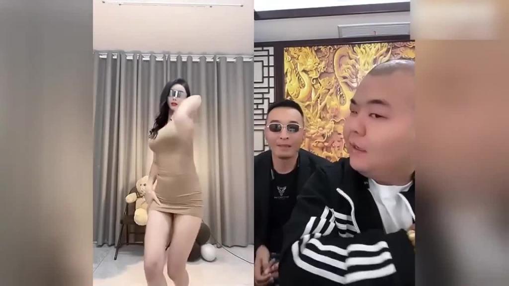 【抖音主播-御姐天花板】跳骚舞内裤漏出来，瞬间上头了 预览截图 2