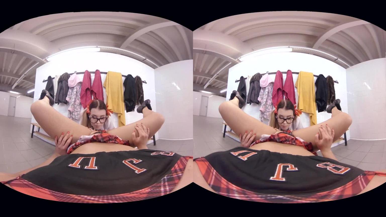 更衣间情缘 VR-00009 预览截图 8