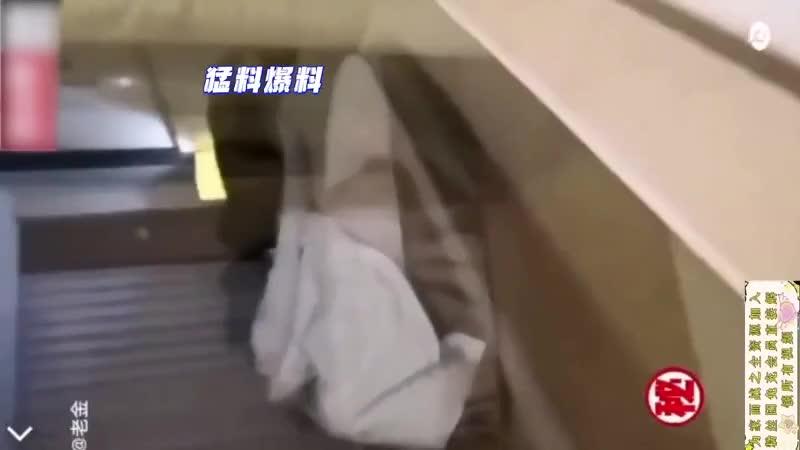 绿帽夫妻聚在一起6女4男群P乱交,成都换妻俱乐部【小鲸鱼】房产销售,猛料爆料 预览截图 9