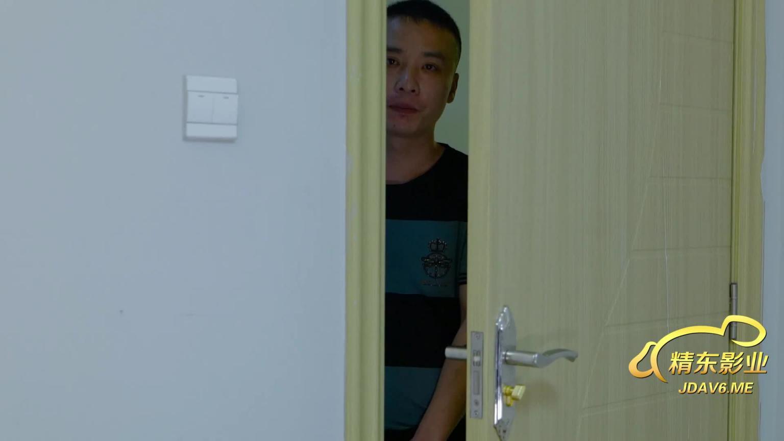JD087-空姐阿莲的合租生活-正片 预览截图 2