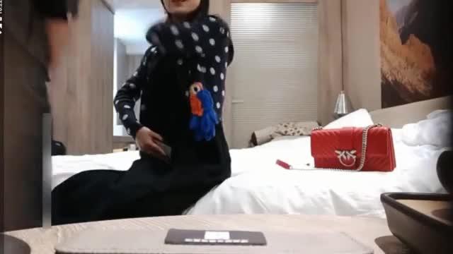 高颜值外围高端妓女性感美女偷拍做爱 预览截图 1
