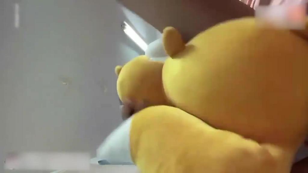【重磅泄密】艺校极品反差舞蹈生第①段 预览截图 5