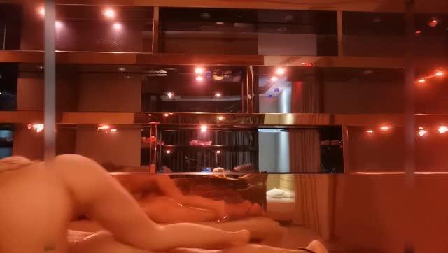【伟哥会所严选探花】小伙会所选妃偷拍连换四个选中极品美乳小萝莉掰穴抽 预览截图 3