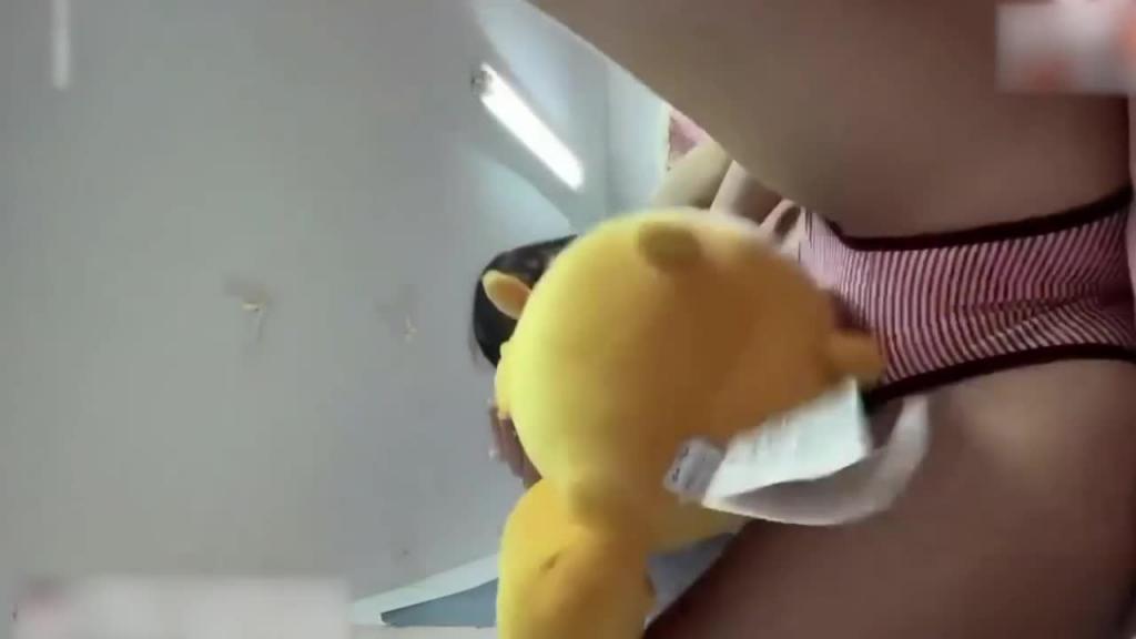 极品反差舞蹈系校花,被套路自拍泄密 预览截图 5