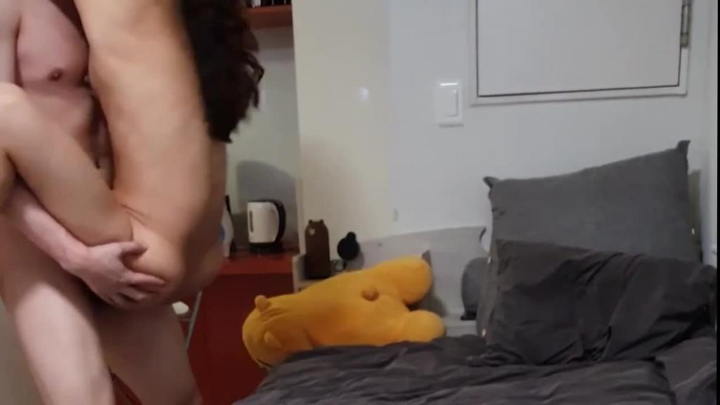 看似清纯的妹子口交技术一流看男主表情就知道 预览截图 6