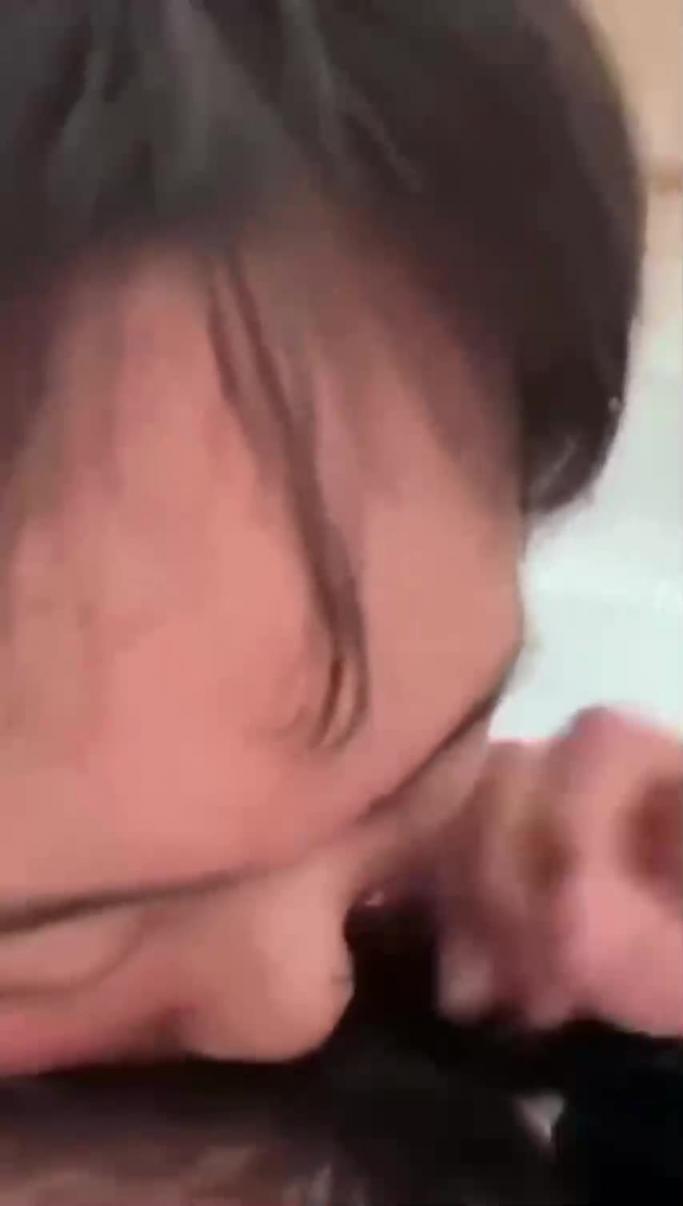 【校服学妹】震惊全网中学女孩穿校服逃课性爱精选!清纯粉嫩青春真好! 预览截图 1
