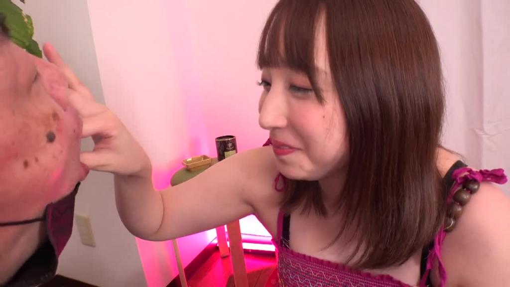 你喜欢那些心情好,主动攻击你的美女吗? /山村妮娜 SGOR-023 预览截图 1