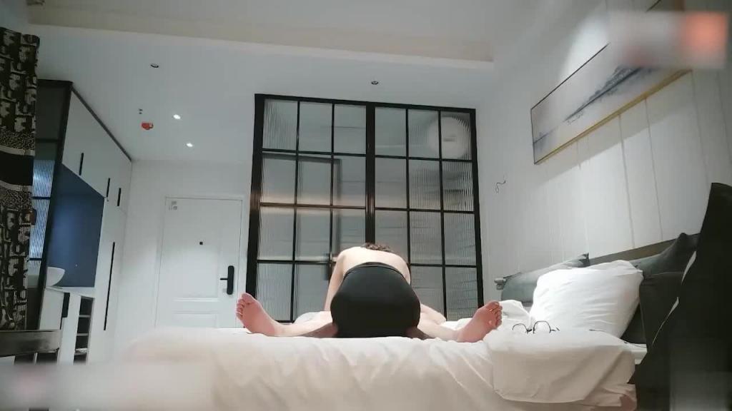 极品高颜值美少妇操得嗷嗷叫 预览截图 11