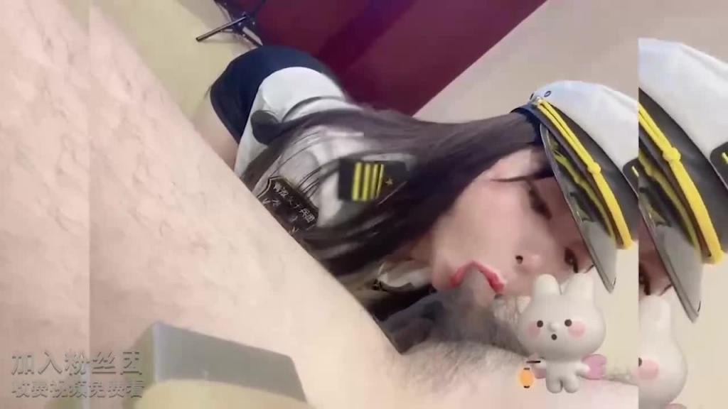 【抖音网红】主播兔兔 肥臀高跟黑丝反差婊小母狗口爆吞精 预览截图 10