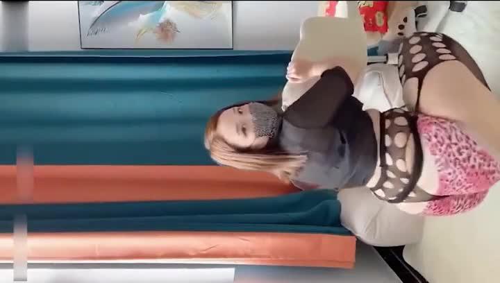 抖音网红演员(孟晓艺)被土豪私拍泄密 预览截图 8