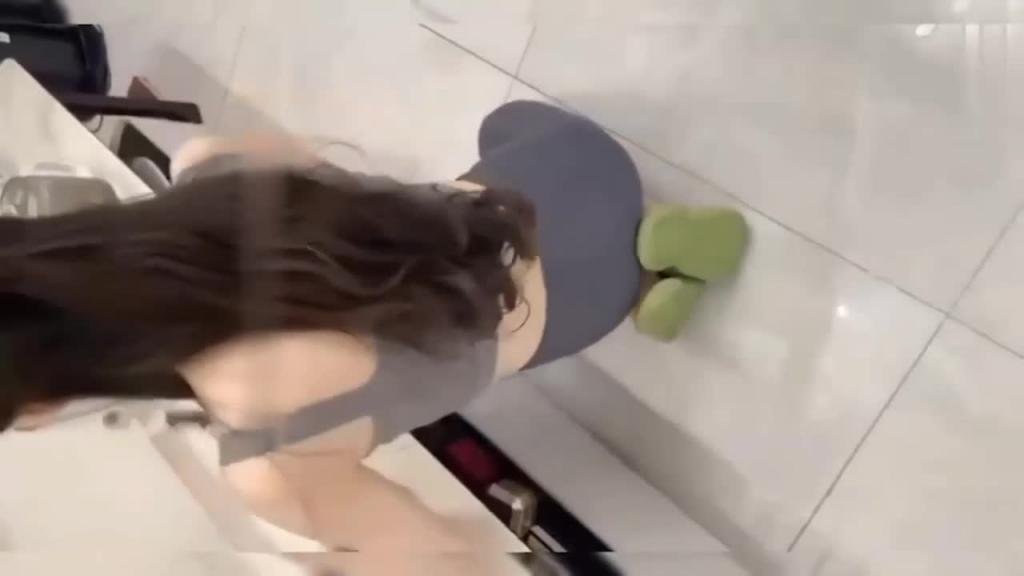 女教练泄密,上海反差健身教练小姐姐 预览截图 5