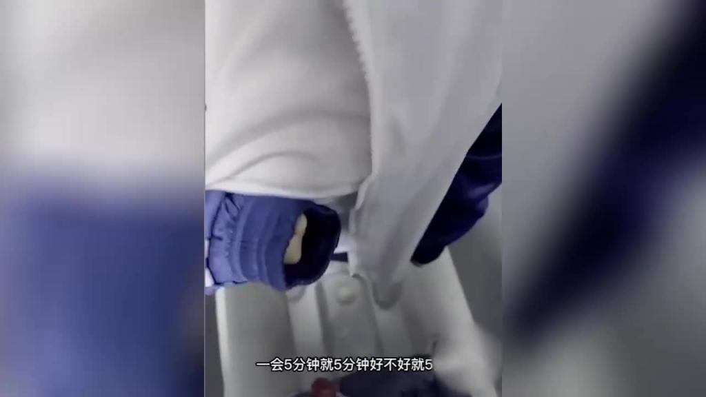 【兄妹乱伦】女厕强操白虎表妹求我快点干 预览截图 7