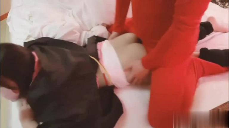 男女主双COS 太好玩了 预览截图 7