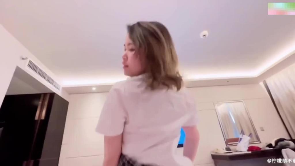 名校工商管理学生妹不雅自拍被遭难泄密流出!太禽兽 预览截图 7