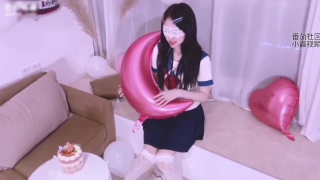 不见星空新作极品美少女 灌醉少女拍照片威胁做爱 预览截图 1