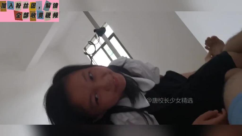 暑假兄妹乱伦大鸡巴哥哥强暴无毛未发育妹妹破处内射 预览截图 5
