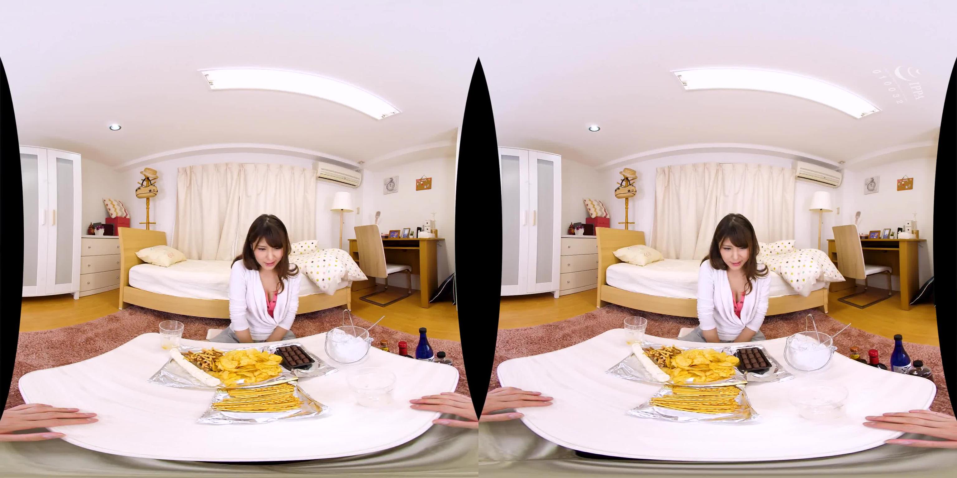 【6】VR 长篇 在满是女性的客满电车上顶到爽&看到爽! 第六集 AVOPVR-127 预览截图 6