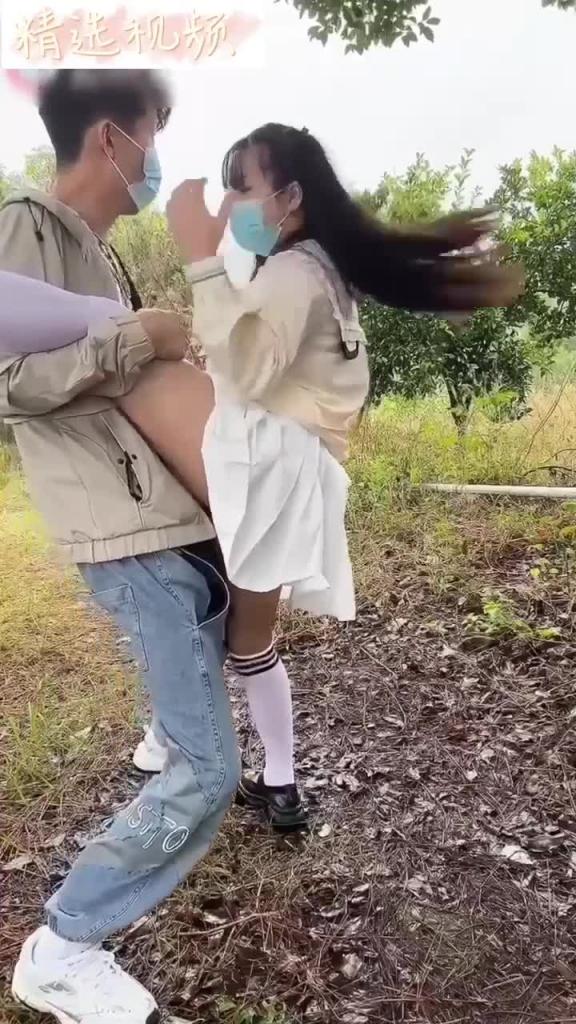 渣男勾引诱骗JK萝莉学生妹户外性爱 预览截图 9