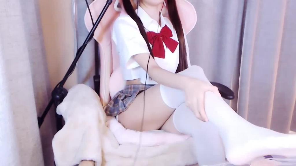 白丝制服 JK声音酥麻 萌妹 预览截图 6