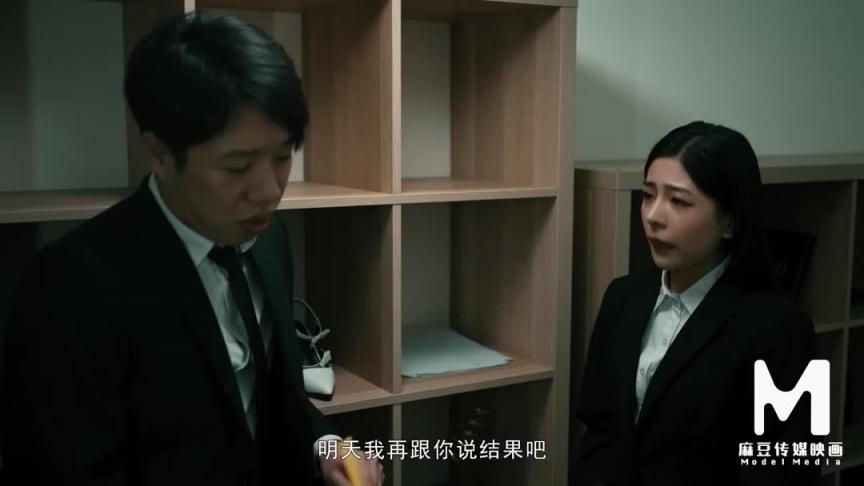 MD-0292-胁迫调教国媒女主播-宋雨川&李蓉蓉 预览截图 2