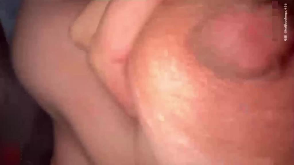 【姐弟乱伦】下午和大姐逛街买了衣服心情很不错,回到家后直接强暴她 预览截图 7