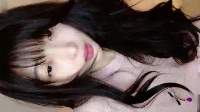 [极品女神]超美新人清纯高颜值主播幻龙自慰插逼人美逼黑 预览截图 1