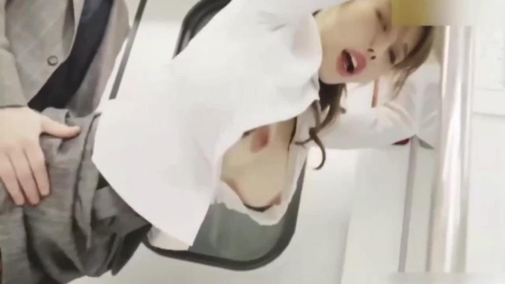 高价尤物极品女神爆乳台妹辛尤里啪啪叫声淫荡 预览截图 12