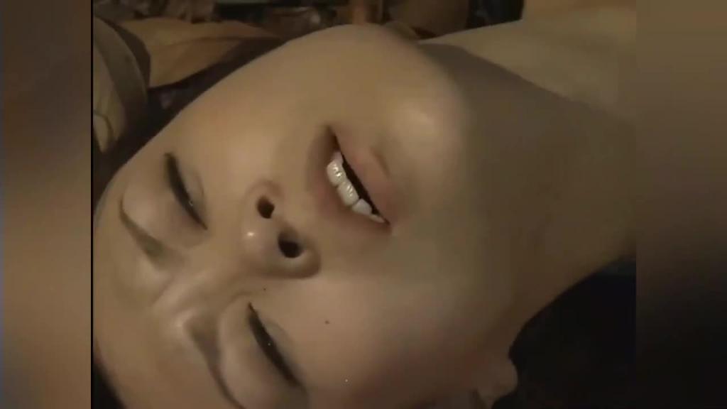 强奸村妇,农村寡妇下地干活,被猥琐男强奸野战 预览截图 2