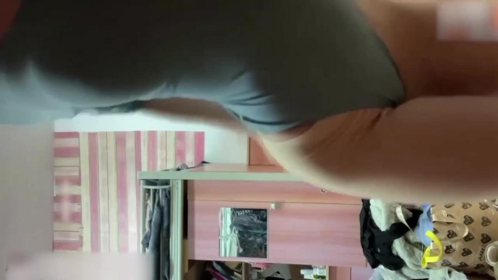 极品反差舞蹈系校花,被套路自拍泄密 预览截图 3