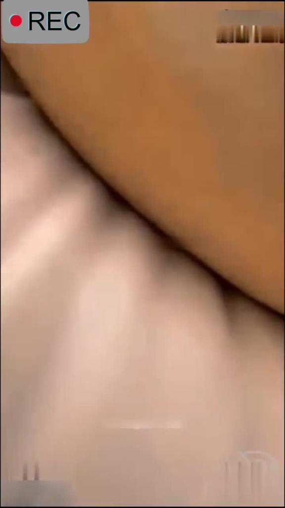 真实乱伦-姨表姐,做了两次一次口爆一次颜射+和以前的炮友做爱-00 预览截图 2
