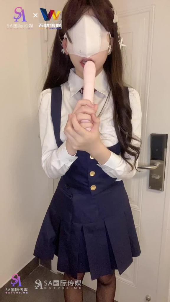 sawy275-泄密!大学老师和班上的女同学开房。 预览截图 4