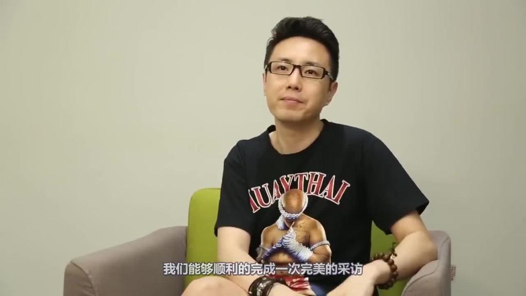 小鹏奇啪行第二季第4集高清未删 S02E04日式按摩点背后精彩鹏哥左拥右抱还躺人家床 预览截图 4