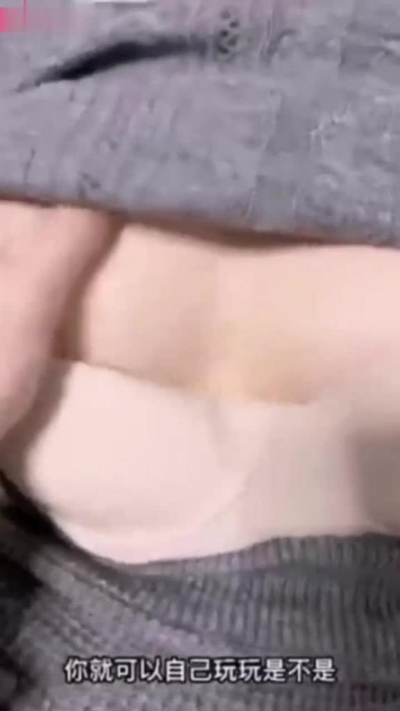济南姐弟乱伦事件！高中弟弟死缠烂打要和姐姐玩双人游戏！ 预览截图 3