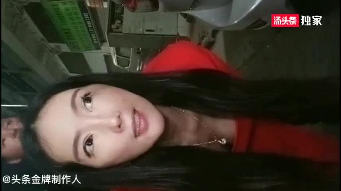 【户外勾引】超模勾引屌丝马路上无套内射 预览截图 2