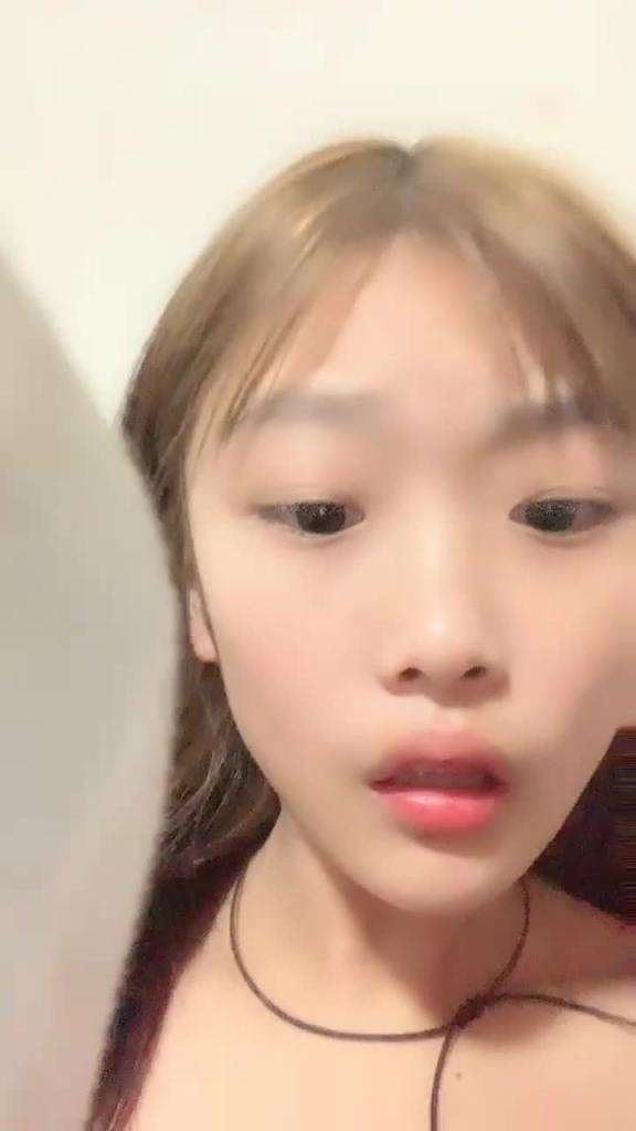 【萝莉少女】新人下海00后妹妹。 预览截图 1